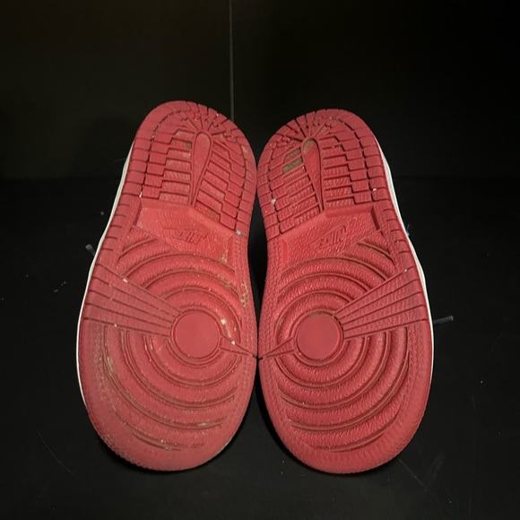 Nike air jordan 1 Nc to Chi toddler sneaker - Picture 6 of 7